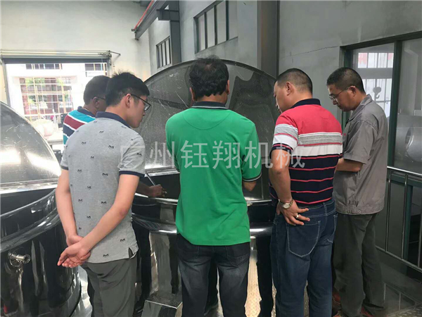 專業的真空乳化機生產廠家傳授你乳化機工作前的籌備【鈺翔】