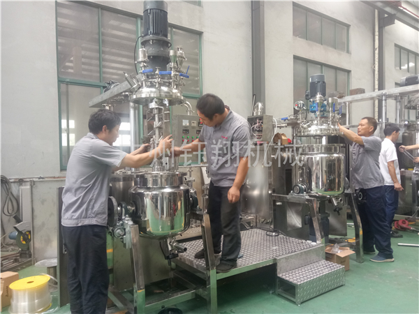 實驗型真空乳化機的構(gòu)成與特點【鈺翔機械】